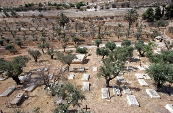 キリスト教の墓地、エルサレム — ストック写真