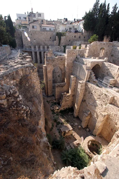 Starożytne ruiny basenów — Zdjęcie stockowe