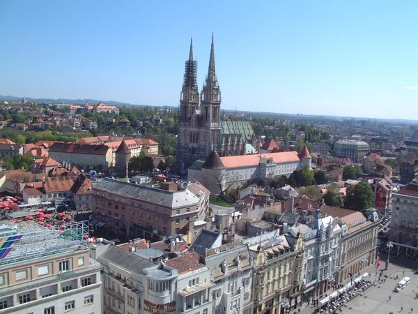 Zagreb panorama met kathedraal — Stockfoto