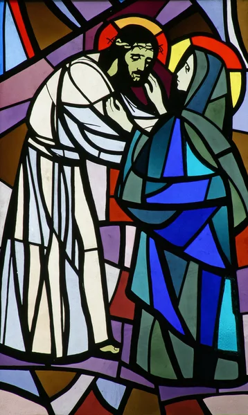 Иисус встречает свою мать — стоковое фото