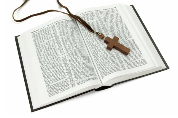 Cruza una Biblia —  Fotos de Stock