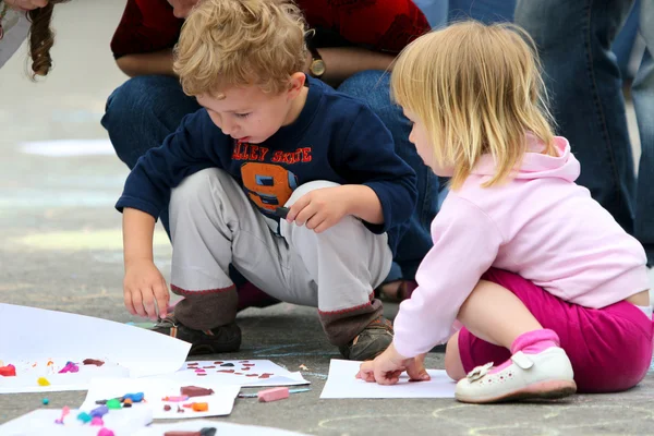 stock image Children drawing on asphalt