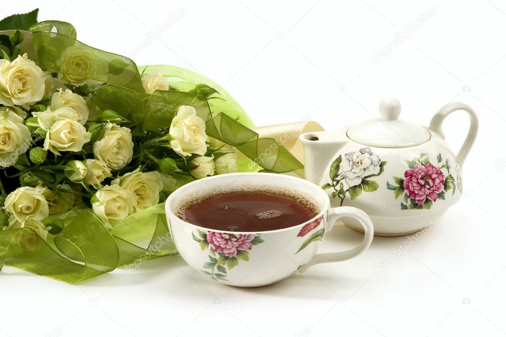 White roses bouquet and tea