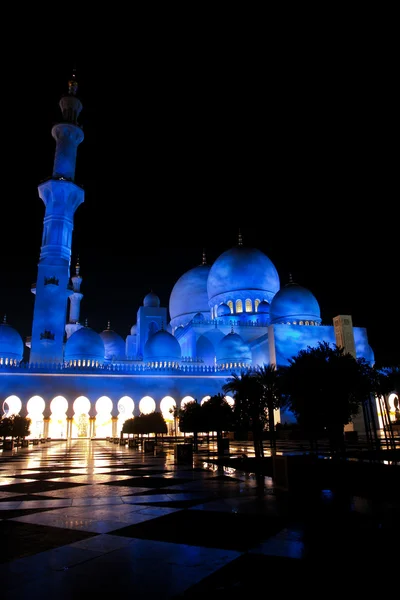 Шейх Заид мечеть в Абу-Даби, уэ — стоковое фото