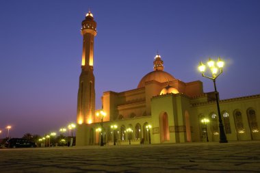 Al-Fateh Grand Mosque in Bahrain - night clipart