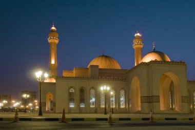 Al-Fateh Grand Mosque in Bahrain - night clipart