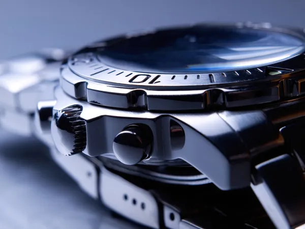 Ocelové hodinky — Stock fotografie