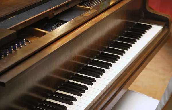 Grand piano toetsen — Stockfoto