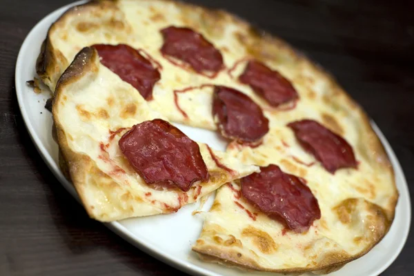 Spicy Pastrami and cheese pizza — Stock Photo, Image