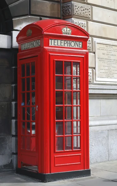 Червоний телефонній будці Стокове Фото