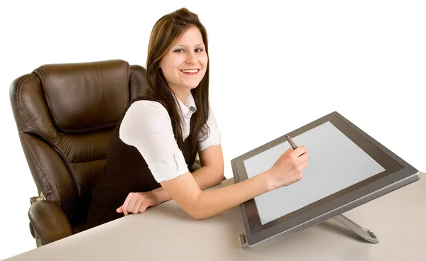 Vrouw puttend uit digitale Tablet PC — Stockfoto