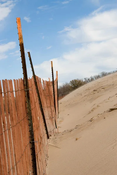 浜の砂フェンス — ストック写真