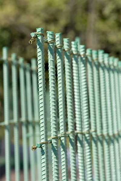 Barra verticale con legatura a filo — Foto Stock