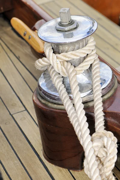 Winch with rope — Stock Photo, Image