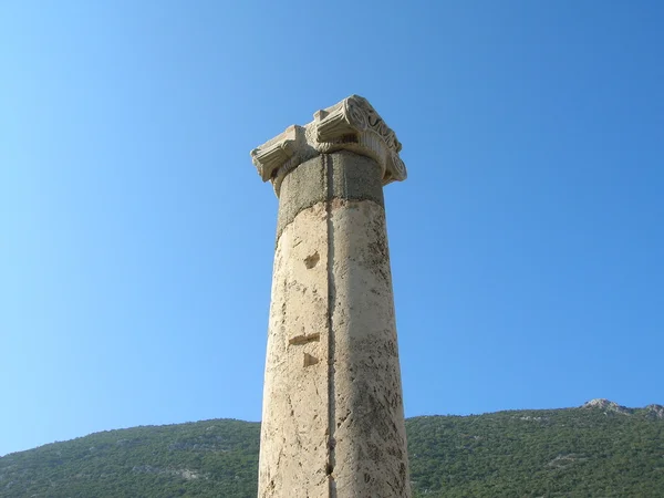 Columnas de antigüedades en Éfeso, Turquía — Foto de Stock