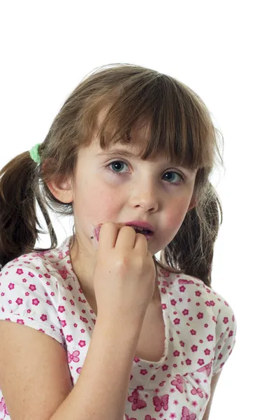 Μικρό κορίτσι εφαρμογή για χείλια — Φωτογραφία Αρχείου