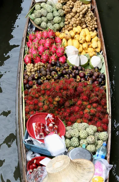 Drijvende markt in Thailand — Stockfoto