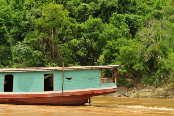 Boat at the mekong river — Stock Photo, Image