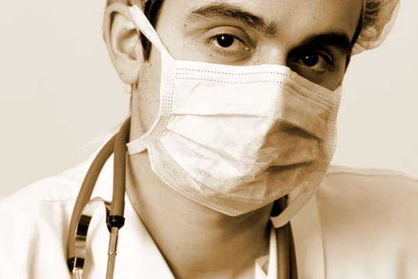 Mladý lékař se stetoskopem. — Stock fotografie