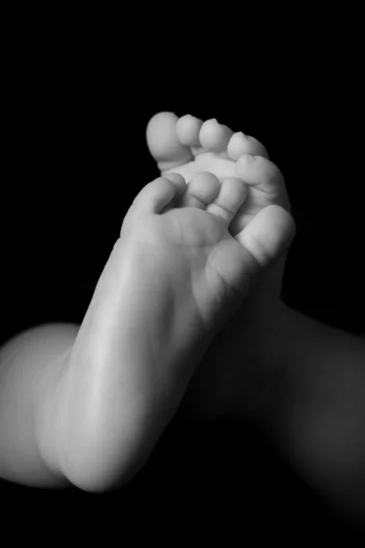 Par de pies de bebé —  Fotos de Stock