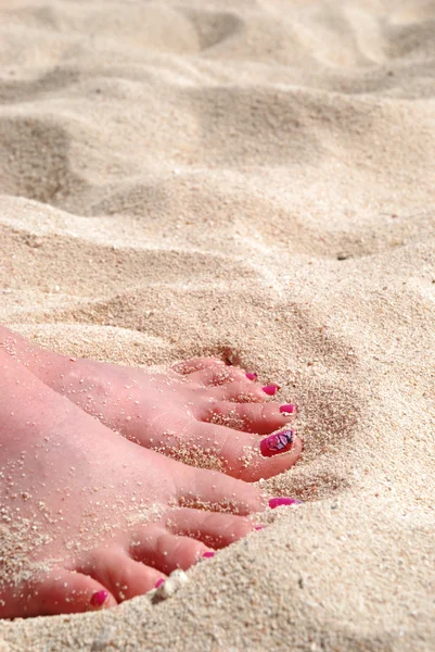 Pedicured Feet on White Sandy Beach — Stock Photo, Image