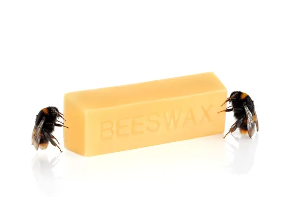 Abejas y cera de abejas — Foto de Stock