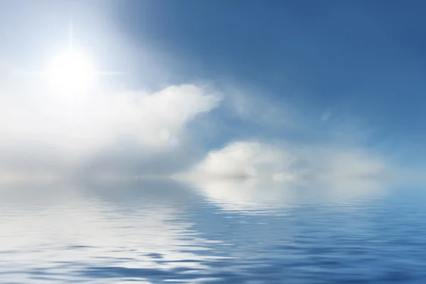 Solrik himmel og blå vannbakgrunn – stockfoto