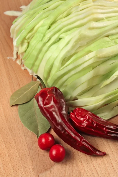 Sliced cabbage, apple and chili — Stock Photo, Image