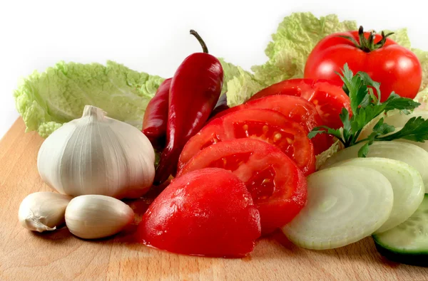 Zelenina: chilli, cibule, rajčata — Stock fotografie