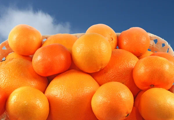 Fresh tangerines and oranges — Stock Photo, Image
