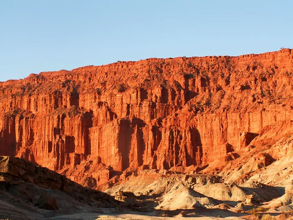 Kırmızı kaya — Stok fotoğraf