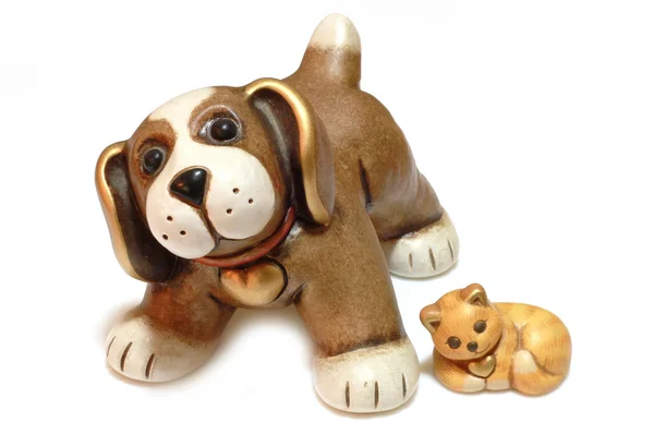Собака і котяча іграшка — стокове фото