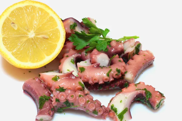 Octopus met citroen — Stockfoto