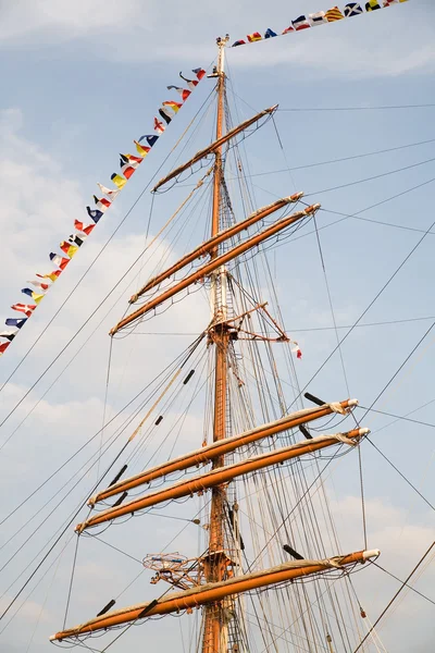 Rigging of big sailing ship — Stock Photo, Image
