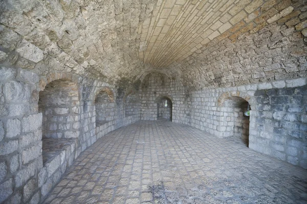 Фрагмент старовинних міських стін у місті Ston — стокове фото