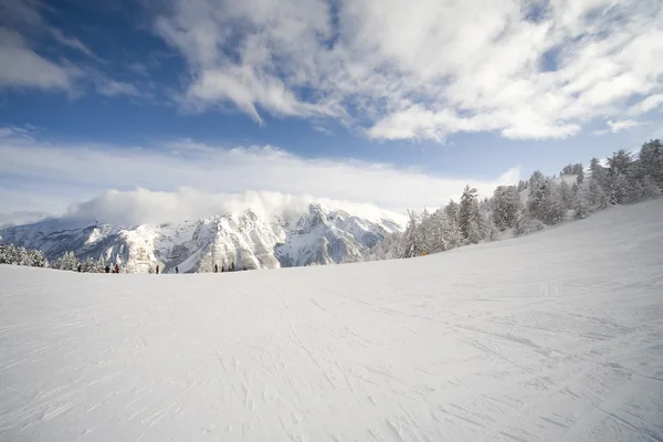 Yılında İtalyan dolomites kayak pisti — Stok fotoğraf