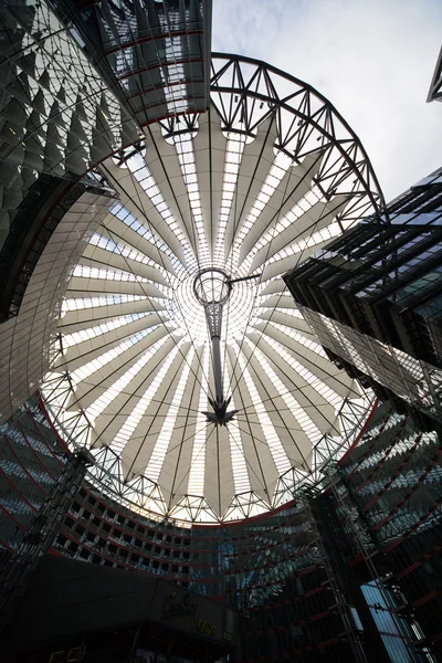 Futuristické střecha - Berlín — Stock fotografie