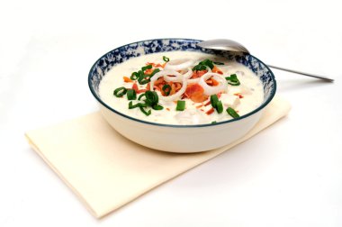 Clam chowder new england tarzı