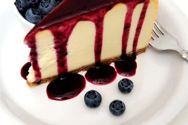 Cheesecake med blåbär sås — Stockfoto