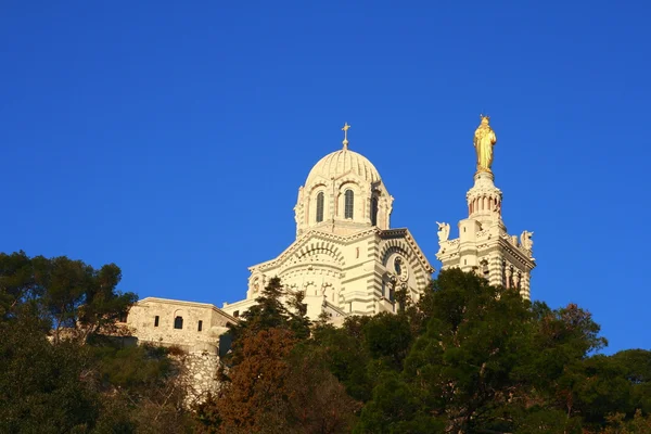 A Basílica de Notre-Dame de la Garde — Fotografia de Stock