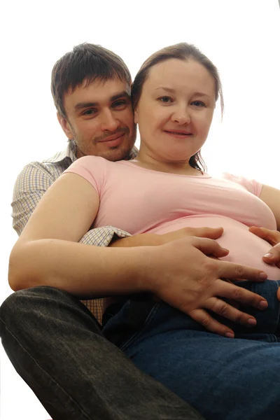 Женщина со своим мужем сидит — стоковое фото