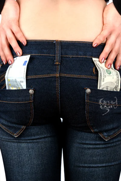 Возврат денег джинсам — стоковое фото