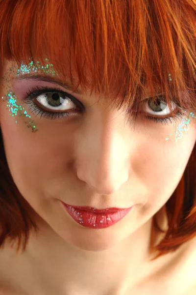 Redhead vrouw portret close-up — Stockfoto