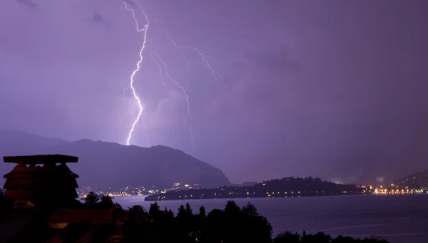 Stock image Lightning over the lake