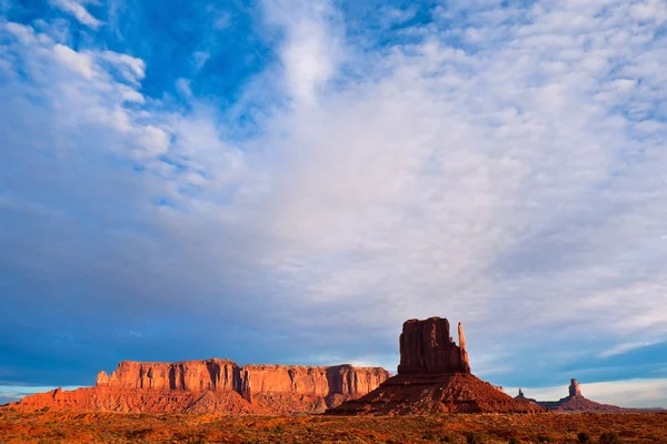 Dramatic Sky over Monument Valley — Stock Photo, Image