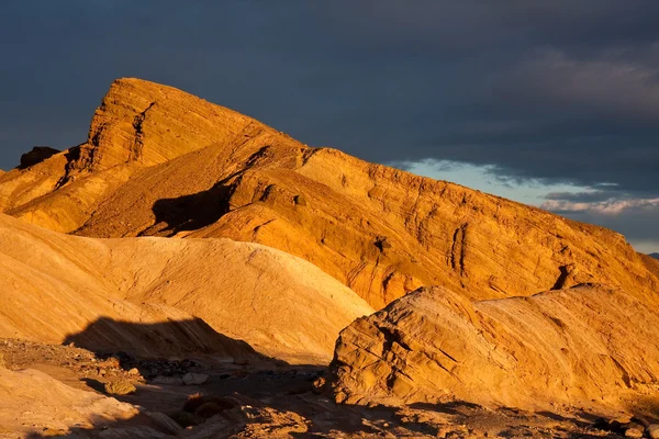 あふれ太陽岩 — ストック写真