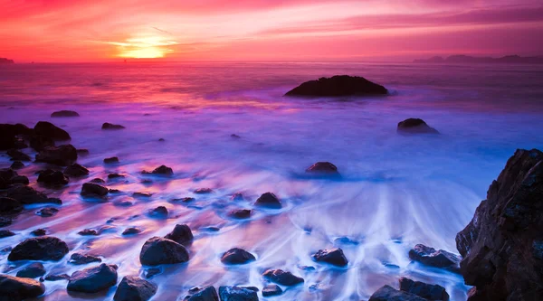 Під час заходу сонця Панорама океану — стокове фото