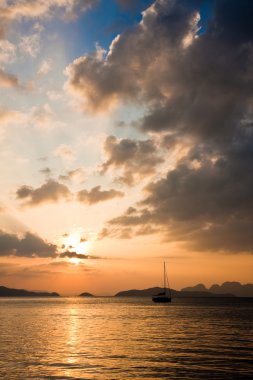 Andaman deniz günbatımı