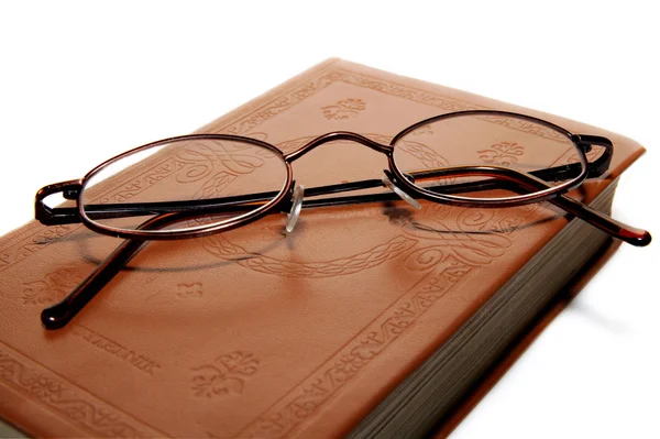 A könyv kis szemüveg — Stock Fotó