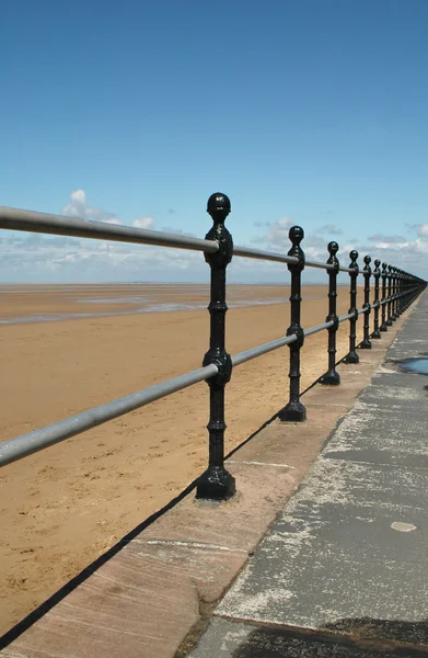 Beach railings — Stock Photo, Image